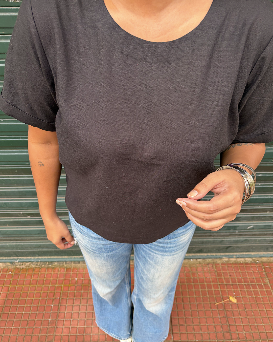 Black Cotton Linen T-shirt